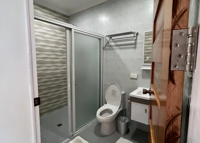 Gj House In Esperanza, Poro, Camotes 홈스테이 Poro